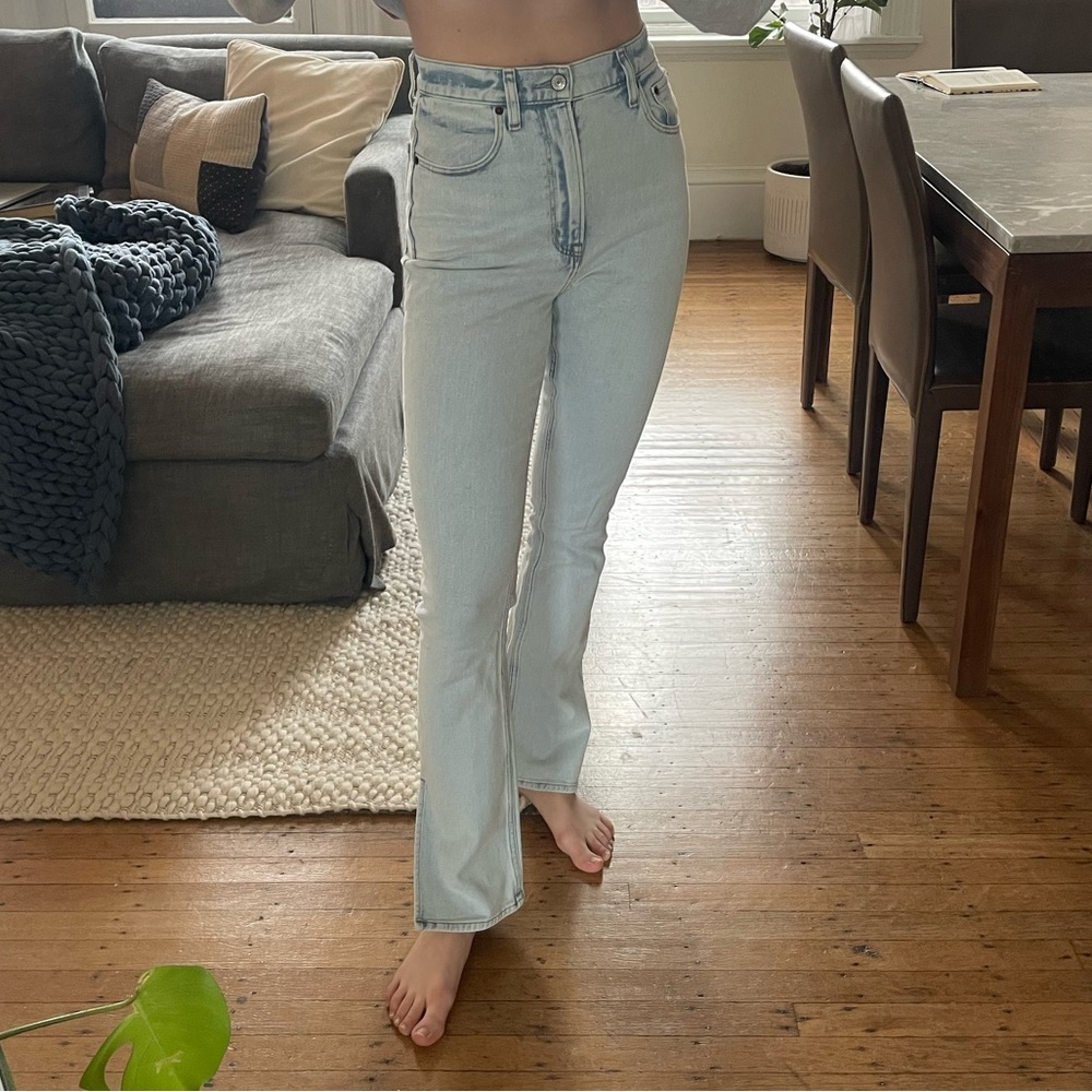 a&f slim straight ultra high rise jeans